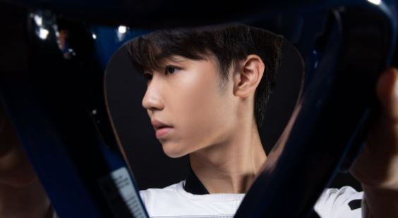 박태준