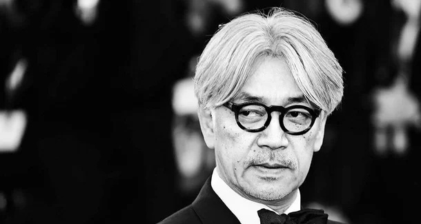 사카모토 류이치 funeral