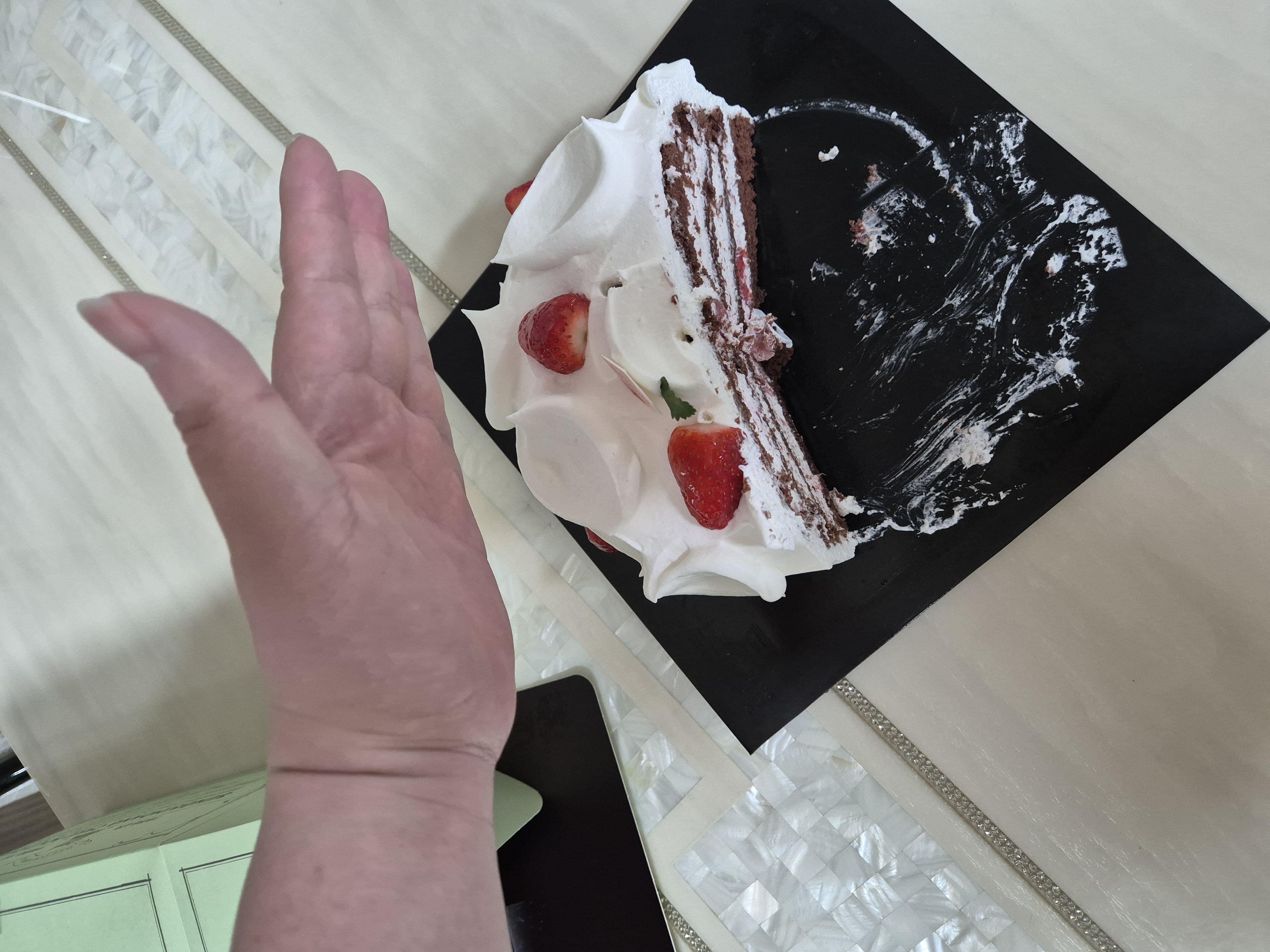 성심당 딸기모짜르트 2호 사이즈 느낌