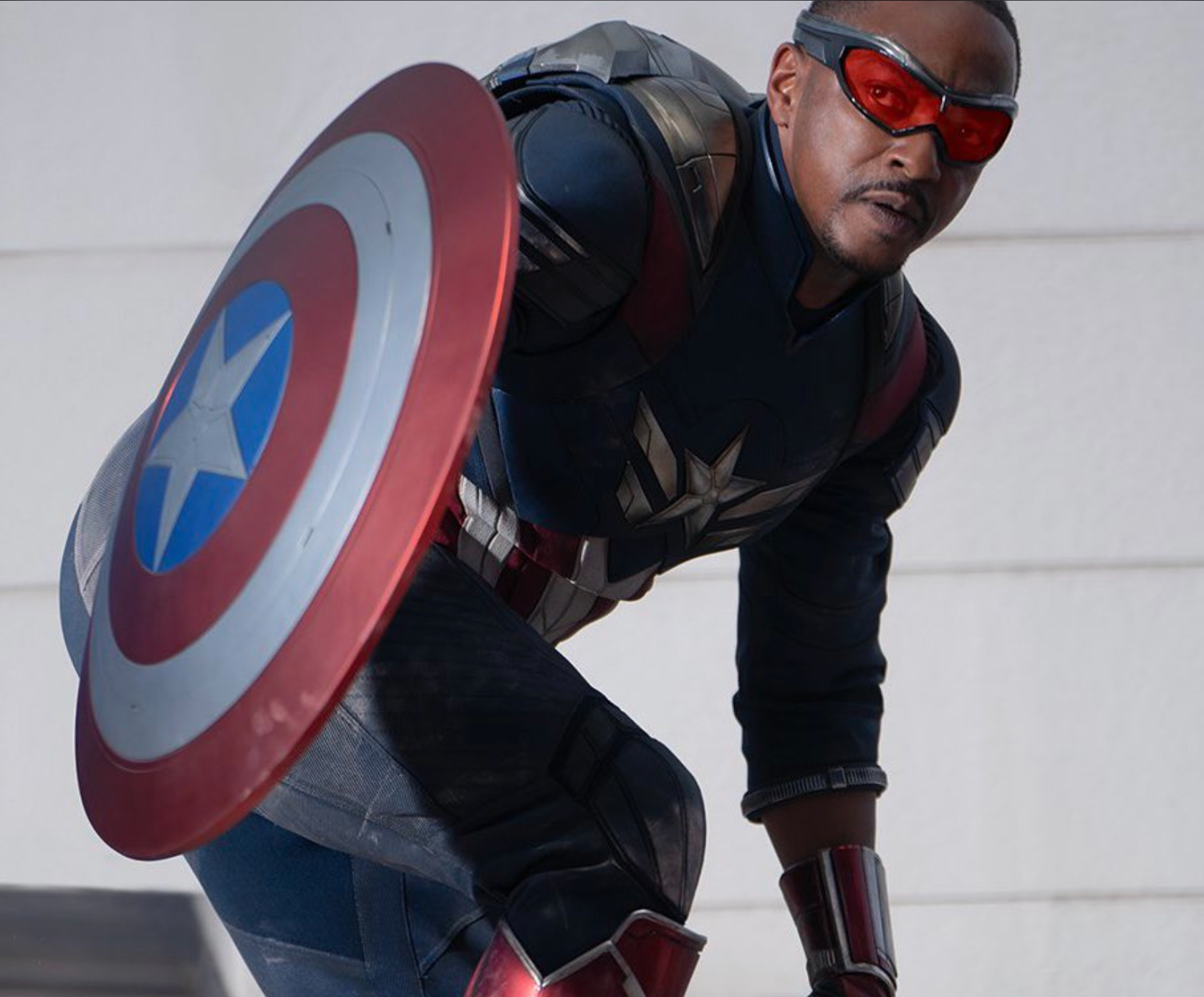 샘 윌슨의 새로운 캡틴 아메리카 슈트