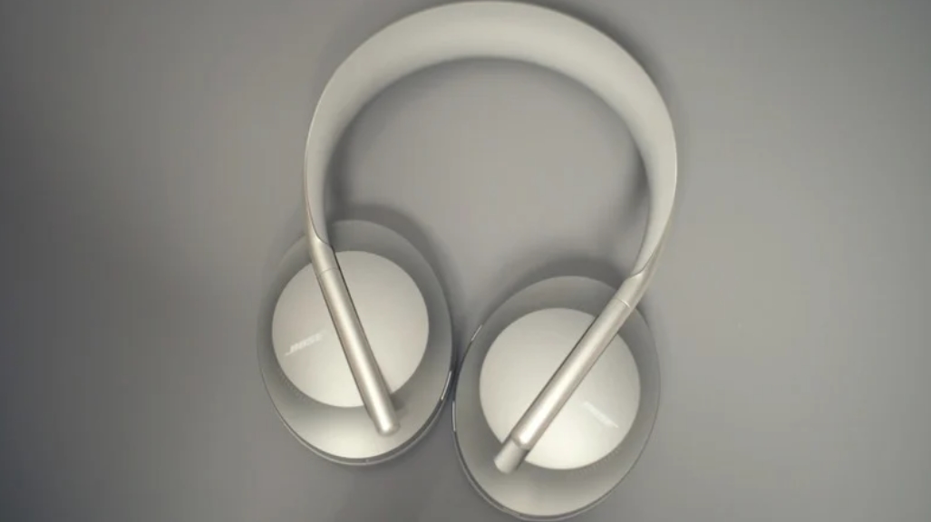 에어팟 맥스 - BOSE NC700