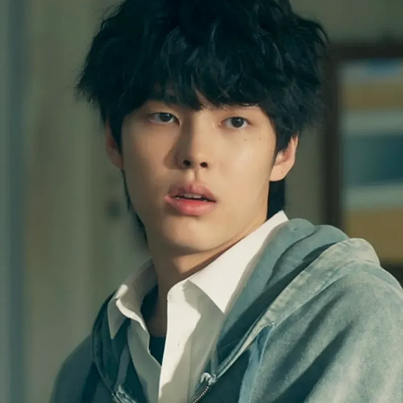 스터디그룹에서 이현우 역을 맡은 박윤호