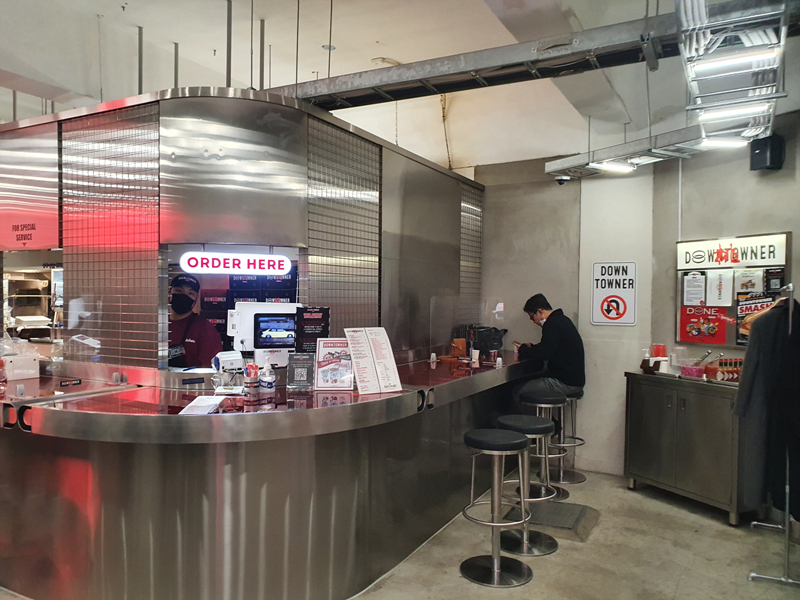 다운타우너-매장