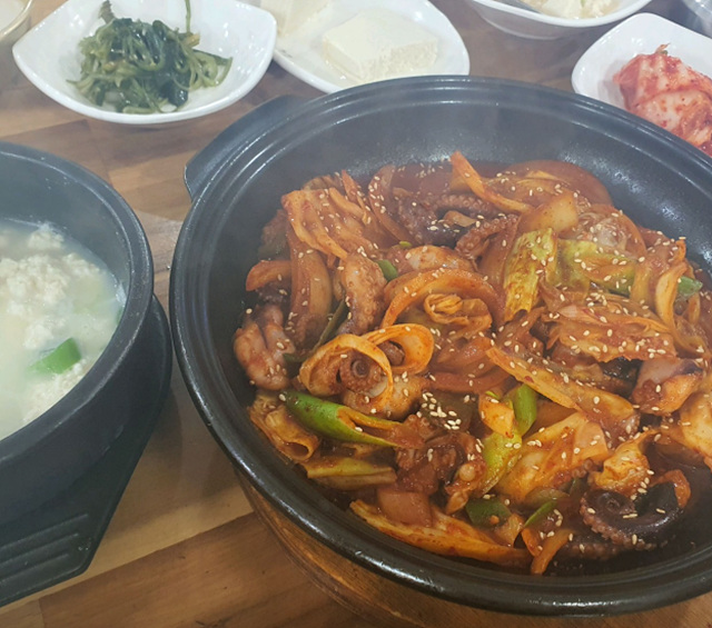 고척돔 근처 맛집 먹거리 추천 야구장 닥터로빈 실크로드 명가 즉석 두부이야기 송림가 냅다청양집 백소정 청이 상록회관연탄구이 냉삶집 진한순대국&amp;못난이곱창