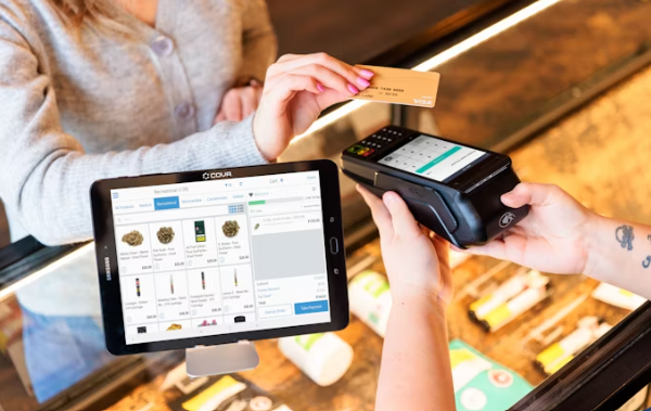 가게에서 소비하는 카드결제