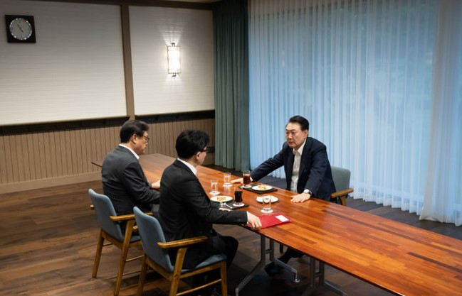 한동훈 윤석열