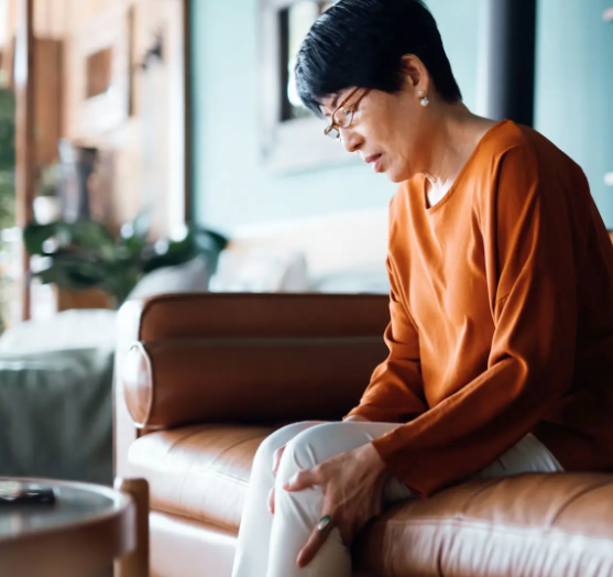 통풍 초기증상 통증 원인 통풍에 좋은 음식과 안 좋은 음식