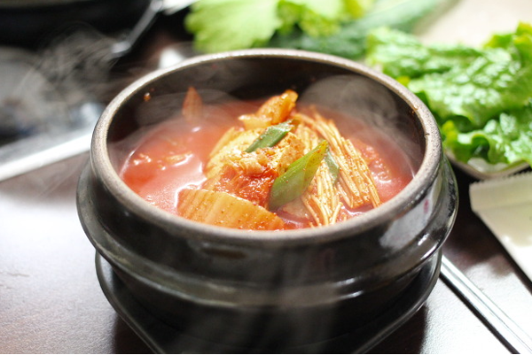뚝배기 김치찌개
