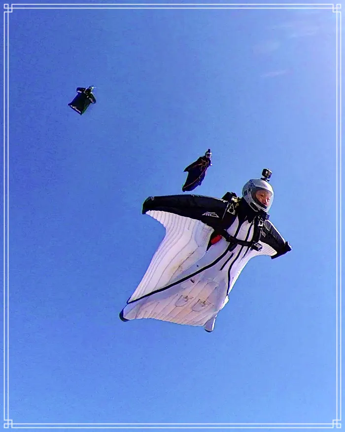 생방송투데이 윙슈트(Wingsuit) 비행하며 뭉쳐서 논다 소개 방송