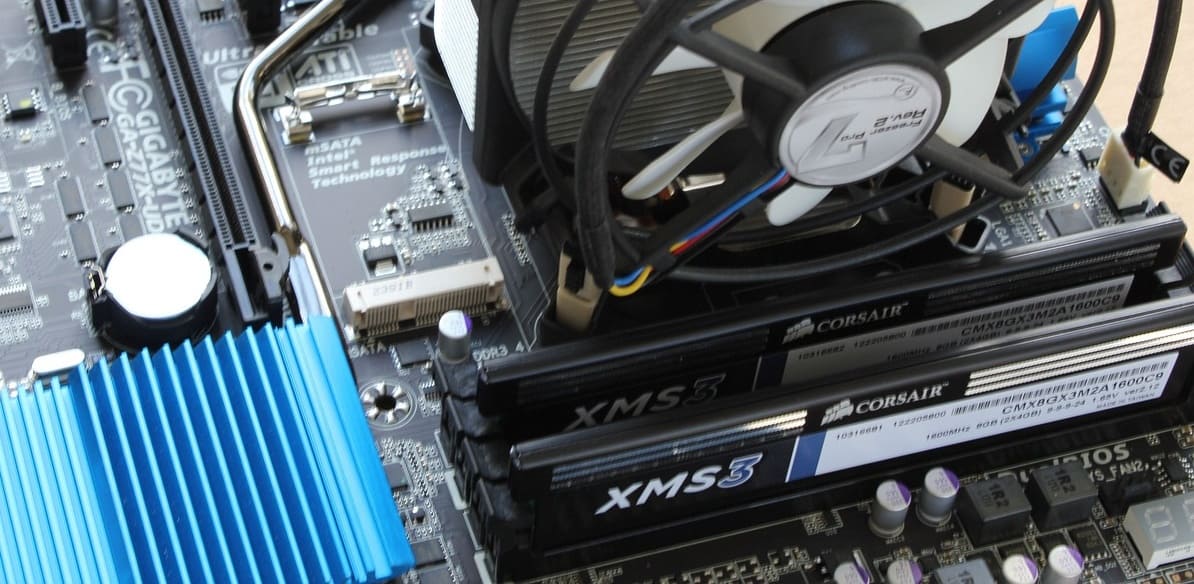 메인보드에 설치된 램