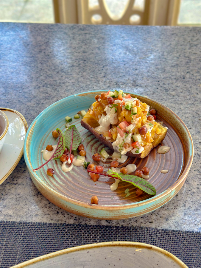 쉐라톤 그랜드 다낭 - La plage 레스토랑의 고구마&병아리콩 요리