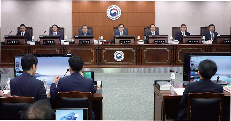 쿠팡 탈퇴 절차, 쿠팡 다크패턴, 공정위 자진시정안, 쿠팡 면책약관, 개인정보 유출 소송, 와우멤버십 해지, 전자상거래법, 다크패턴 규제, 쿠팡 집단소송, 공정거래위원회 조사