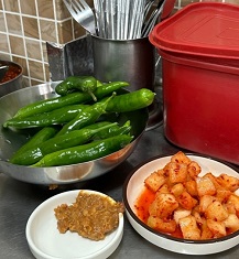 고추-깍두기-쌈장