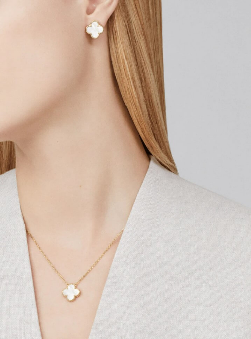 반클리프-공식-홈페이지