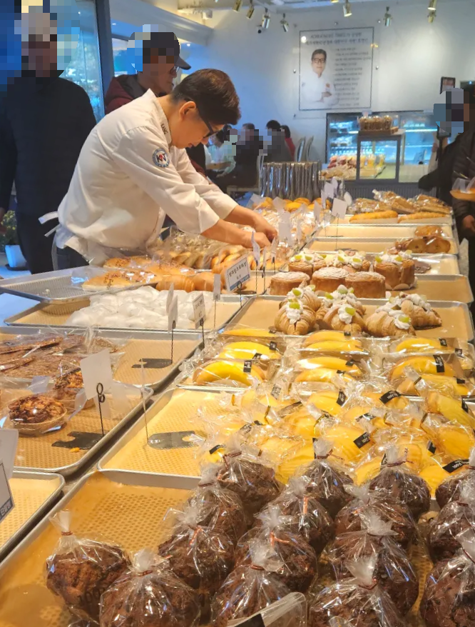 경기도-포천시-100년단팥빵-진열빵3-명장님