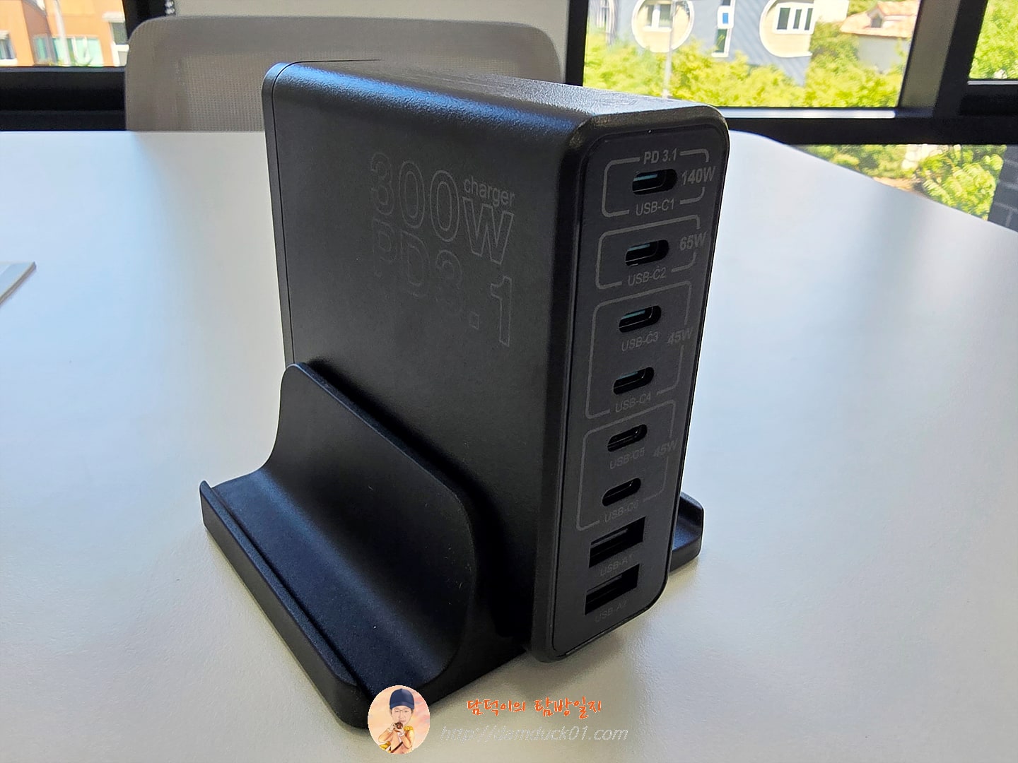 Ubigbuy 300W USB C 급속 충전기 다중 포트 GaN 140W PD 3.1 충전소 PPS 100W 45W MacBook Pro M2 iPhone 15 14 Samsung Galaxy용