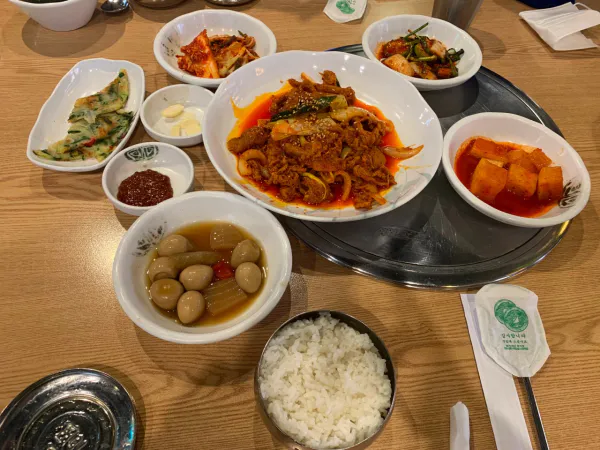 생생정보 가격파괴 Why 국내산 제육볶음 음식점 위치