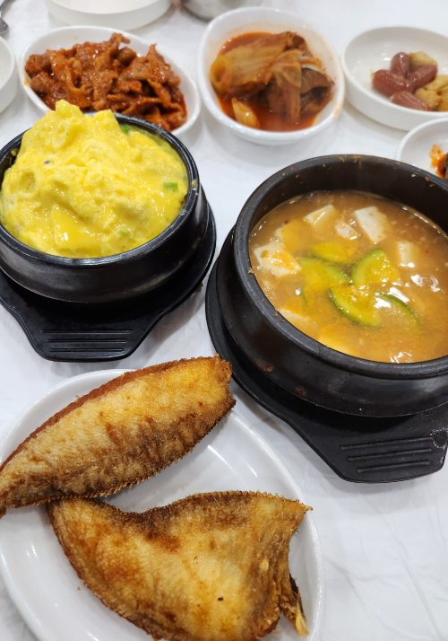 가자미 튀김에 몽글 계란찜까지, 조식으로 딱 좋은 백반집 - 목포 '남경백반'