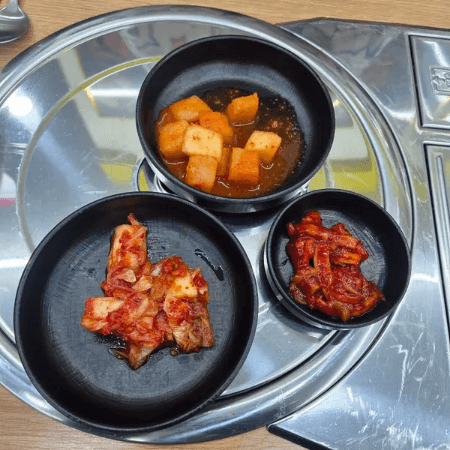 전주콩나물국밥 가야밀면 밑반찬