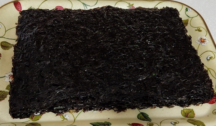 직접 구매한 곱창김 낱장 사진입니다.