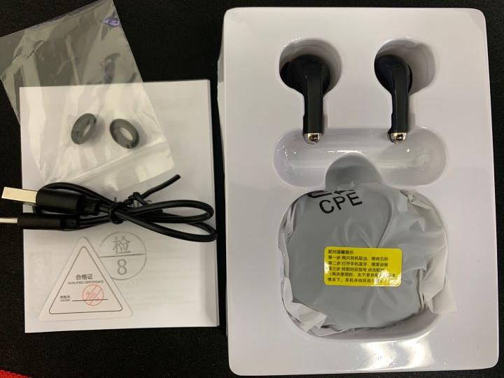 LivePods LP40pro 구성품