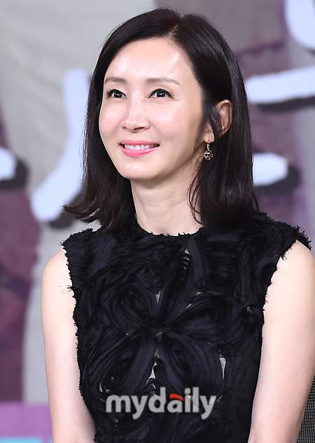 전인화 나이 프로필 남편 유동근 자녀 근황 및 '같이 삽시다' 화제의 3끼 파업 비결 총정리