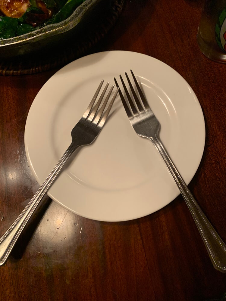 포그 2개 및 접시