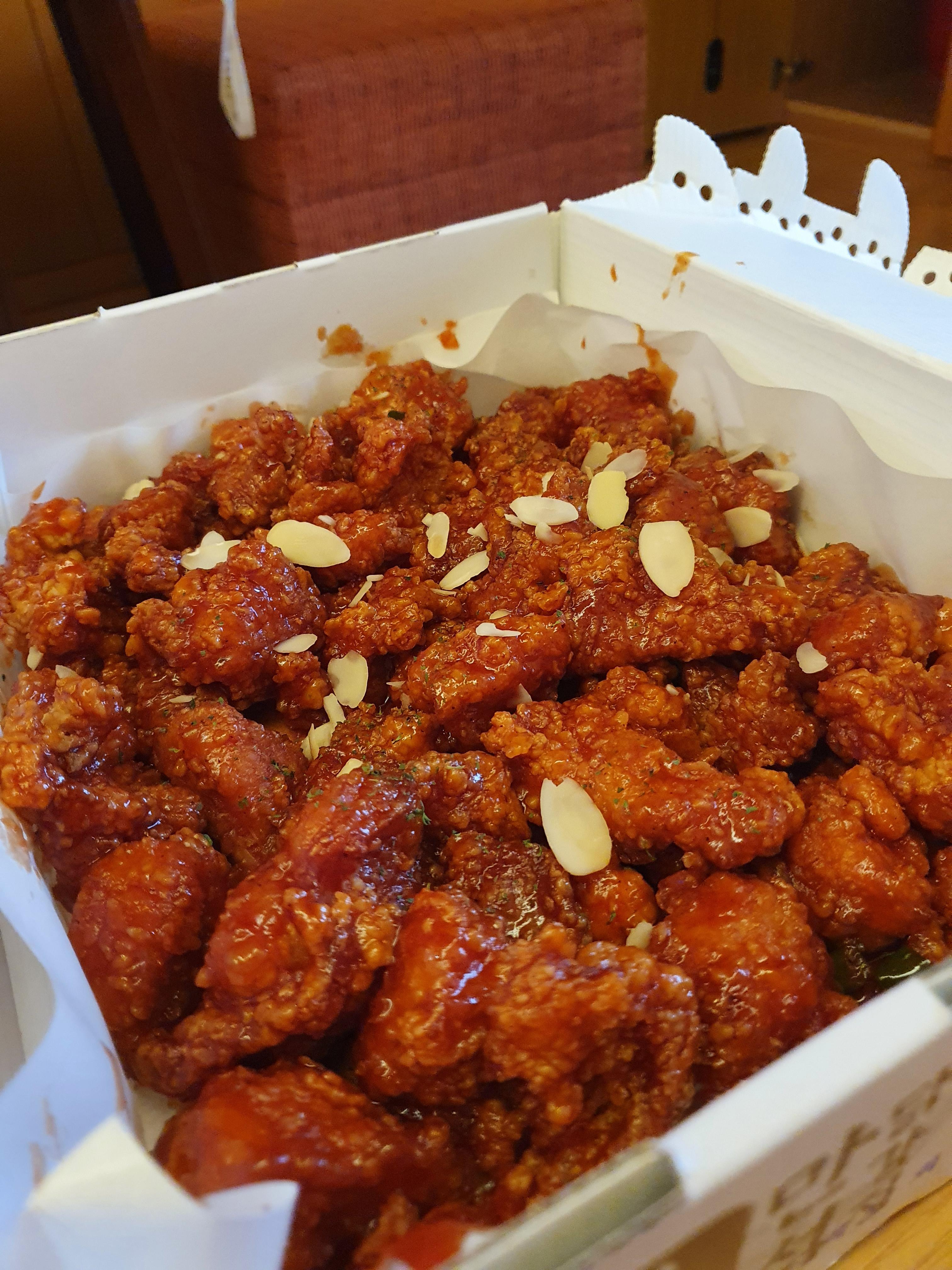 속초 만석닭강정 1마리 순살 양!