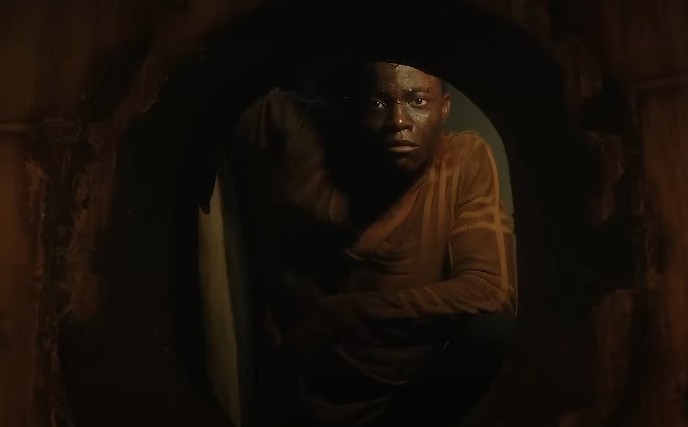 [넷플릭스 스릴러 영화 추천] 피로물든 배 위에서 줄거리 결말 리뷰