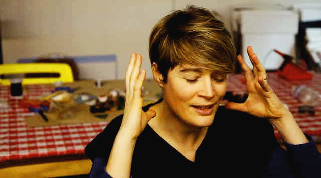 육감을 통해 무한 지성과 자발적으로 소통할 수 있다.