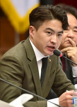 오영환 민주당 탈당 이유