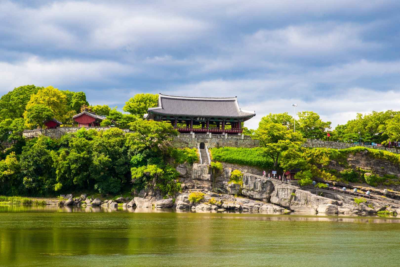 진주 물빛나루쉼터
