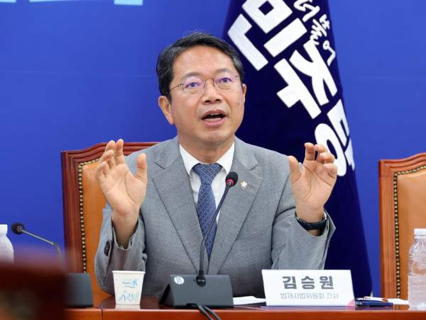 김승원 법무부 장관 후보자 프로필: 나이 학력 고향 판사 출신 재선 의원의 검찰개혁 이력