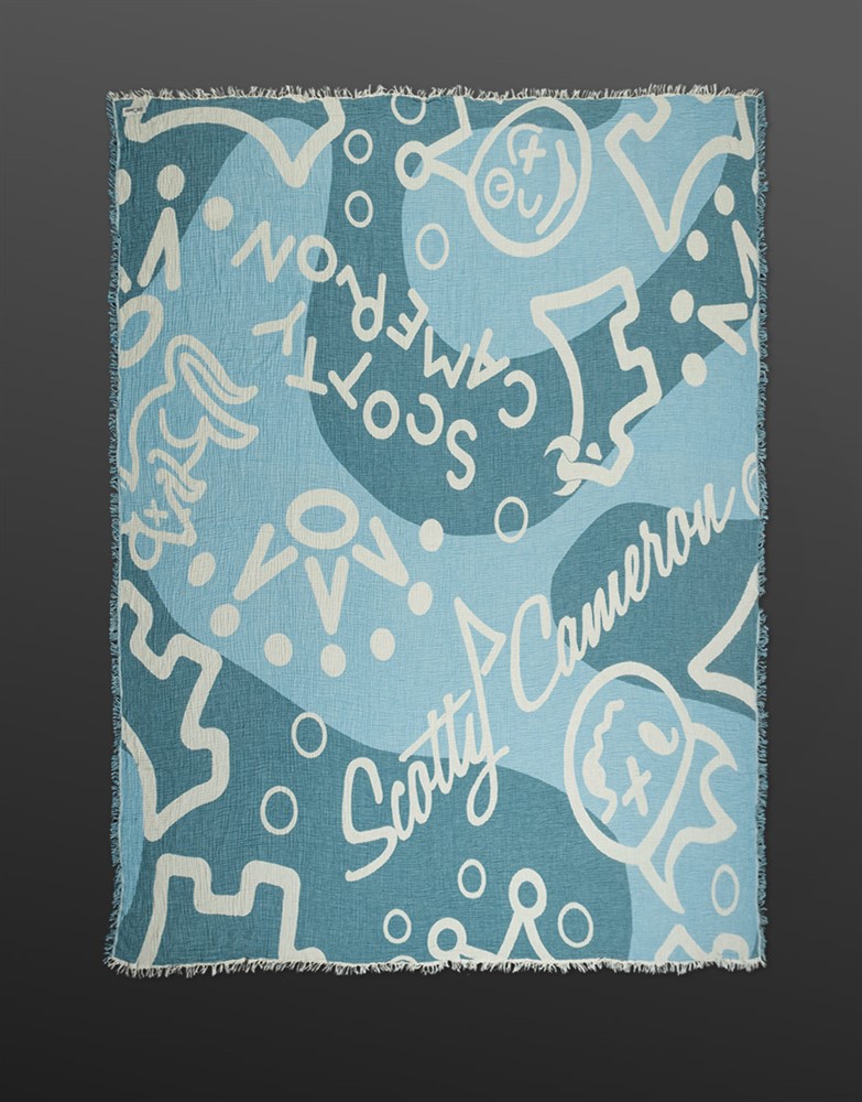 “Scotty Cameron x Sand Cloud 파티 블랭킷 — 대형 코튼 자카드 담요, 블루 그래픽 디자인”