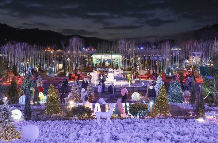 무민 팬이라면 놓칠 수 없는 무민 불꽃놀이