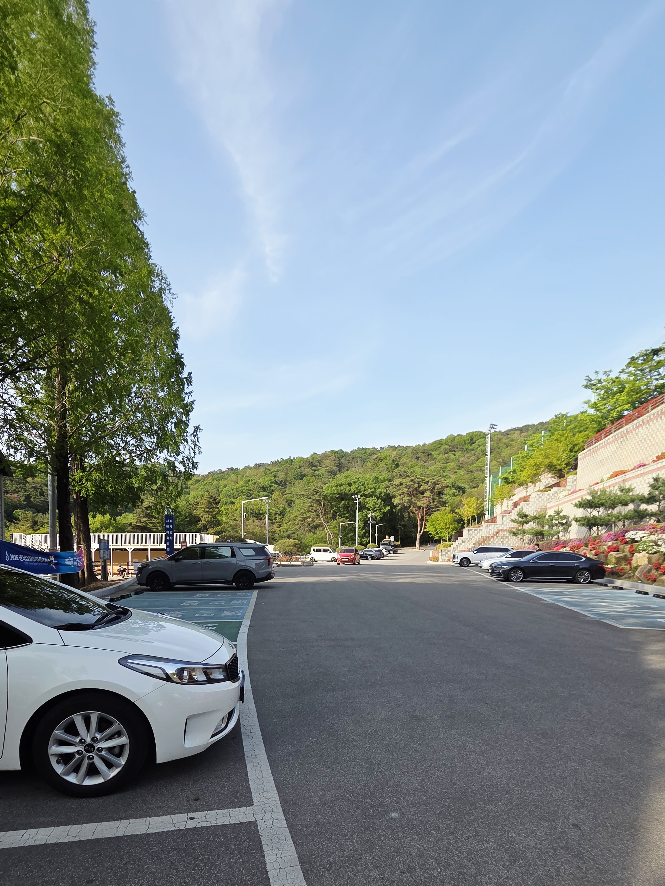 김해시 사격장 주차장