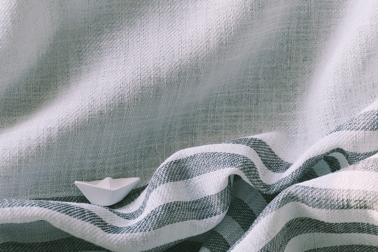 수면의 질을 높이는 암막 커튼 활용법