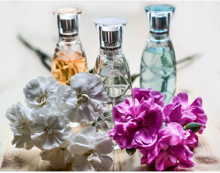 한국에서 유일한 나만의 향수 제작 공방 체험기 – 세상에 단 하나뿐인 나의 향기 만들기