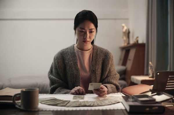 검은-수녀들-전여빈-단독-스틸컷