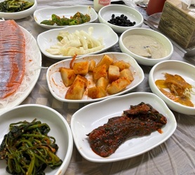 반찬들