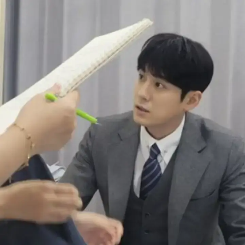 배우-서준영-사진