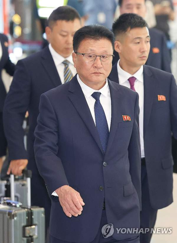 내고향여자축구단 입국: 8년 만의 전격 방남! AWCL 수원FC위민 남북 빅매치 일정, 역대 전적 및 관전 포인트 총정리