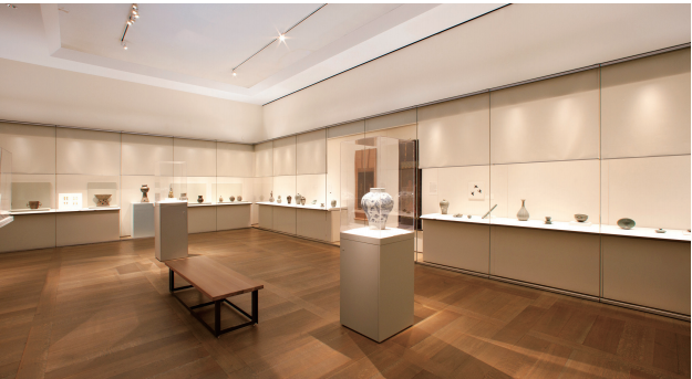 큐레이터-문화재보존원-하는일-업무환경-되는법-학과-전망