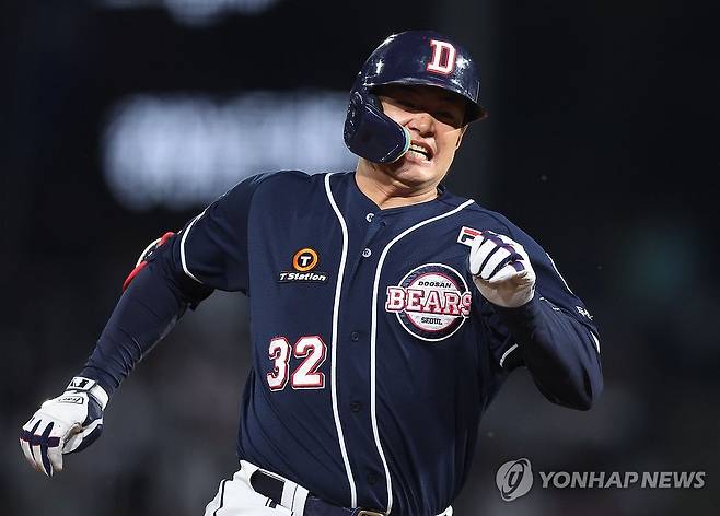 김재환, 두산과 작별 협상이 결렬되어 방출된 그는 보상 없이 계약 가능