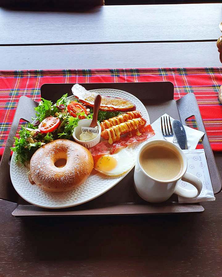 토요일은 밥이좋아 예산 윤봉길기념관 메타세콰이어길 오픈 샌드위치 맛집 그릭요거트 생과일 콘치즈 소시지 잠봉뵈르 예산10미 현지인 추천 토밥 좋아 방송정보