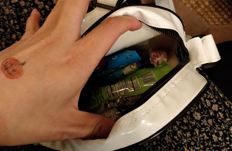 쿠앙이가받아온사탕들