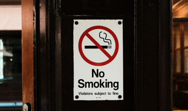 No Smoking 포스터