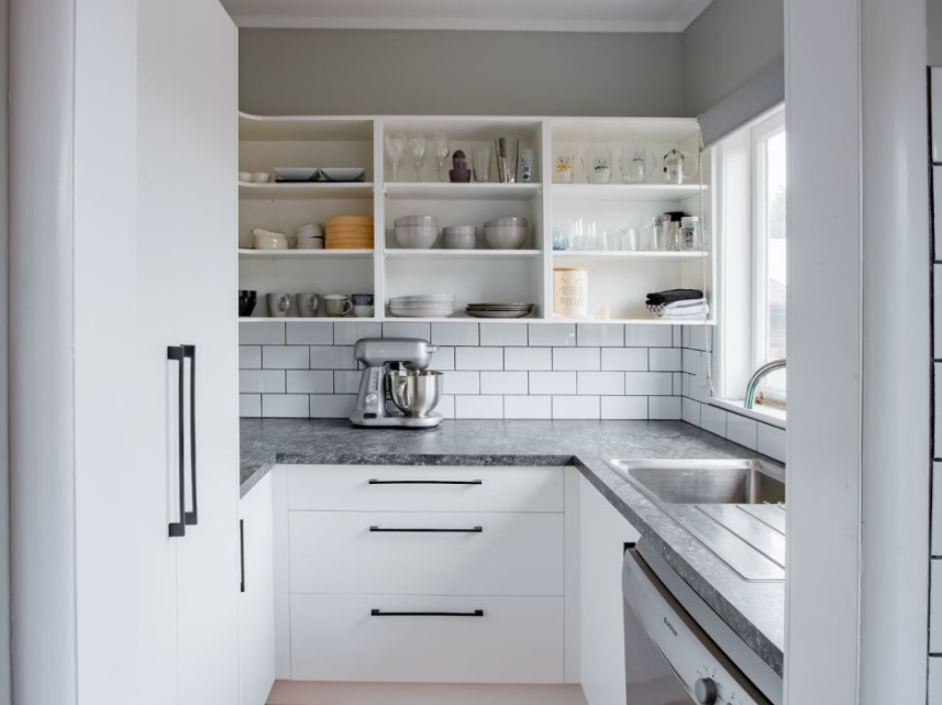 주방 및 냉장고 사진