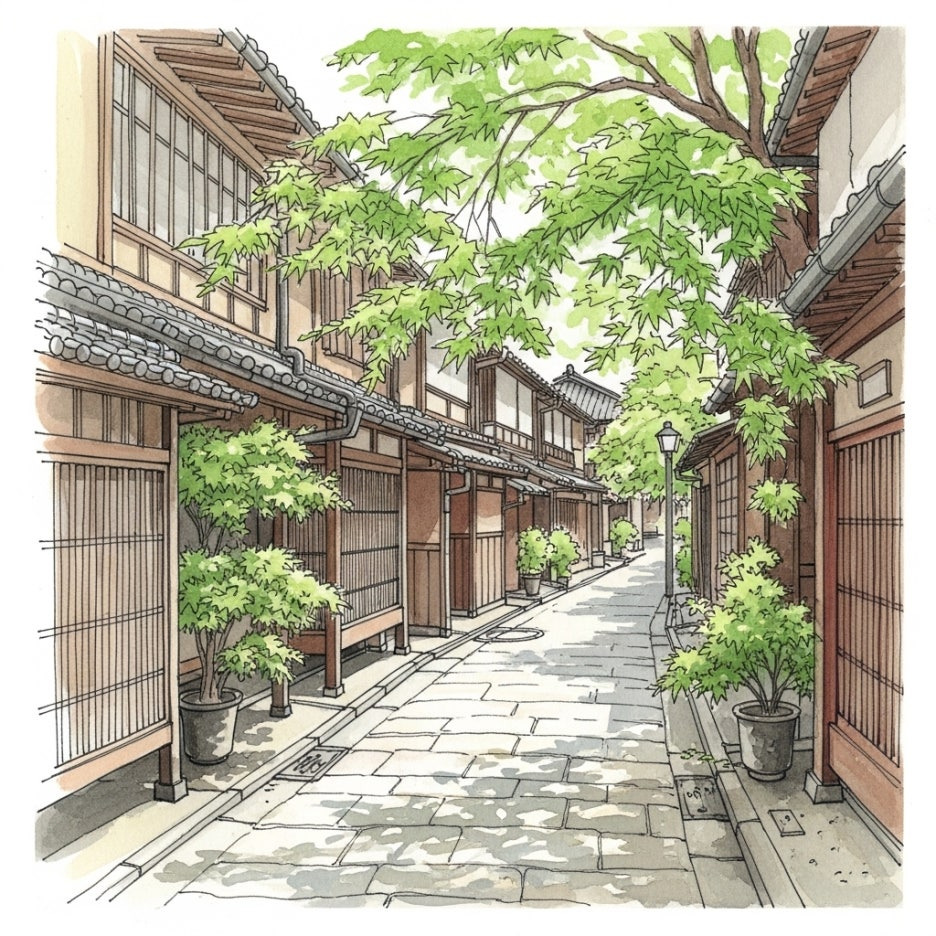 신록이 우거진 교토의 고즈넉한 전통 거리 풍경