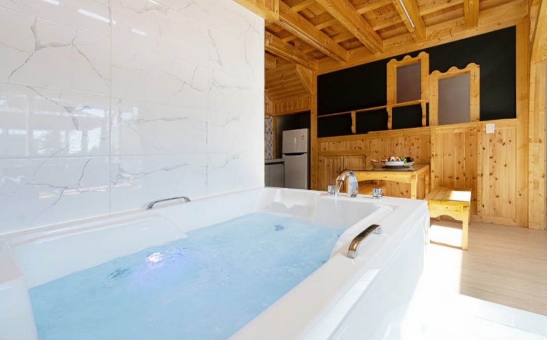 조아라펜션 103호 스파